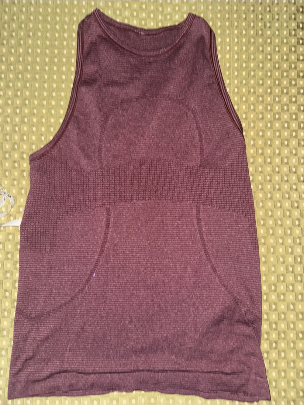 Lululemon athletic top, like new never worn
